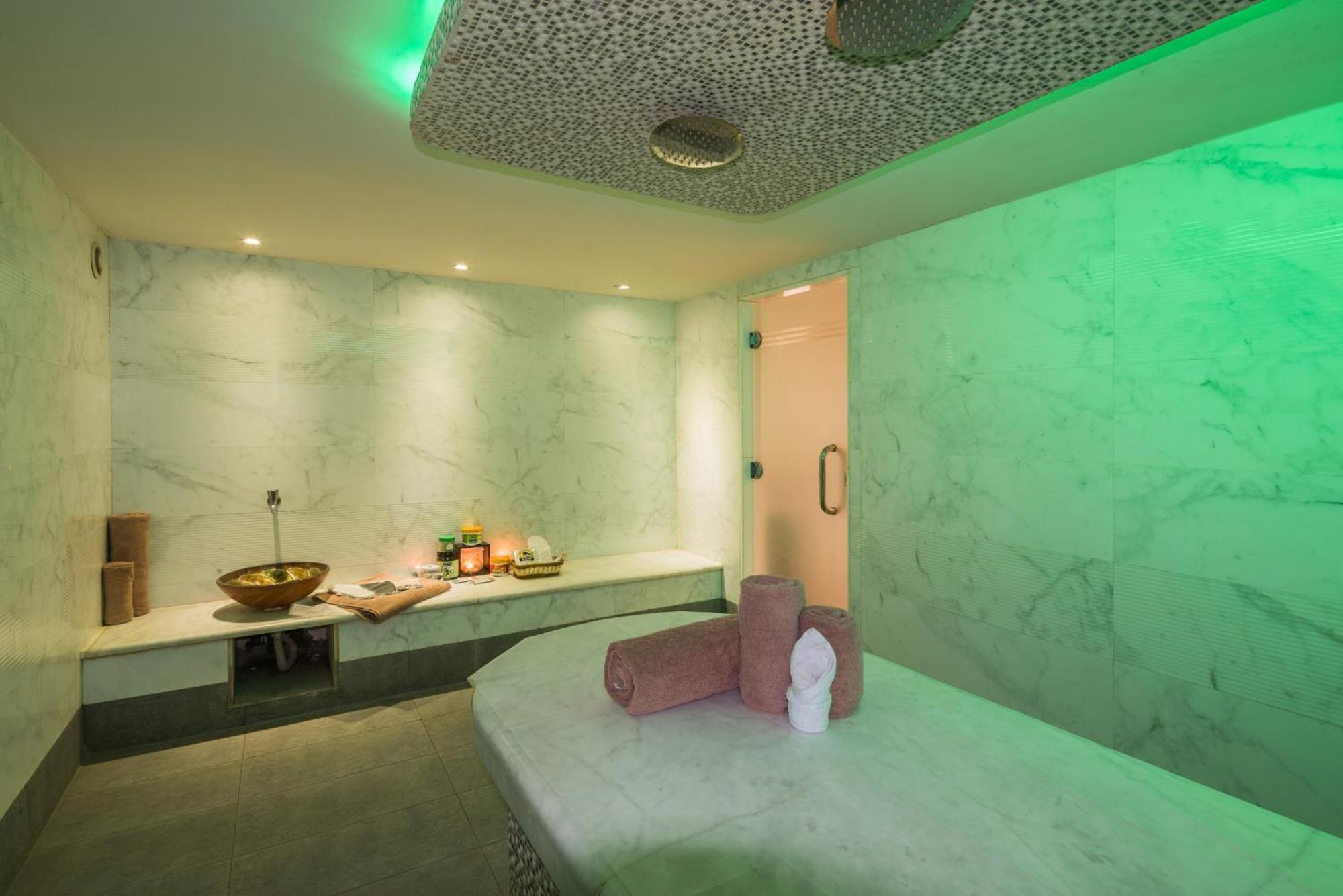 Hotel Novotel Olaya 4*