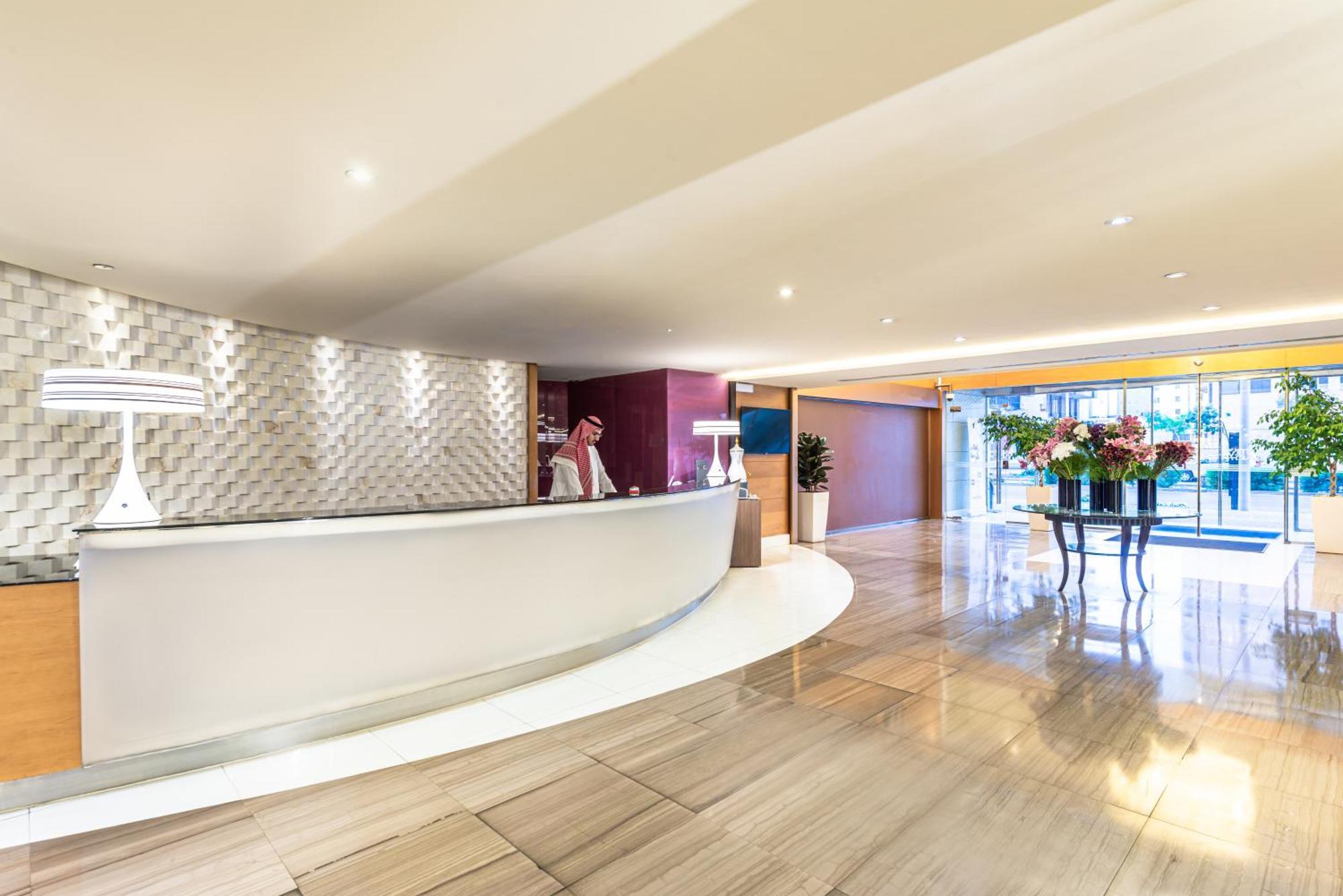 Novotel Olaya 4*